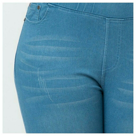 ➕ Medium Wash Jeggings - Picture 5 of 5